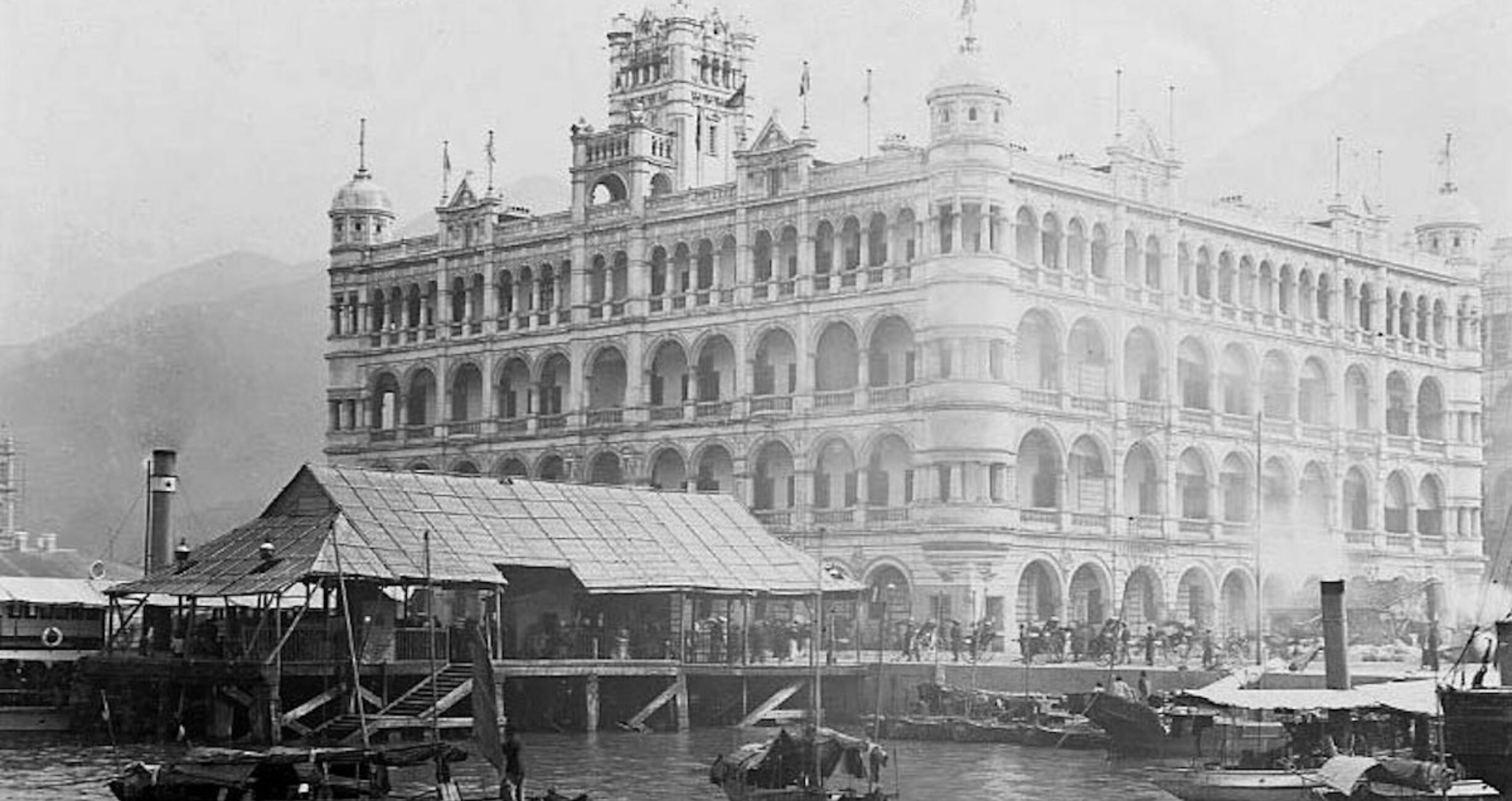 Culture history iconic buildings hong kong no longer exist queens building