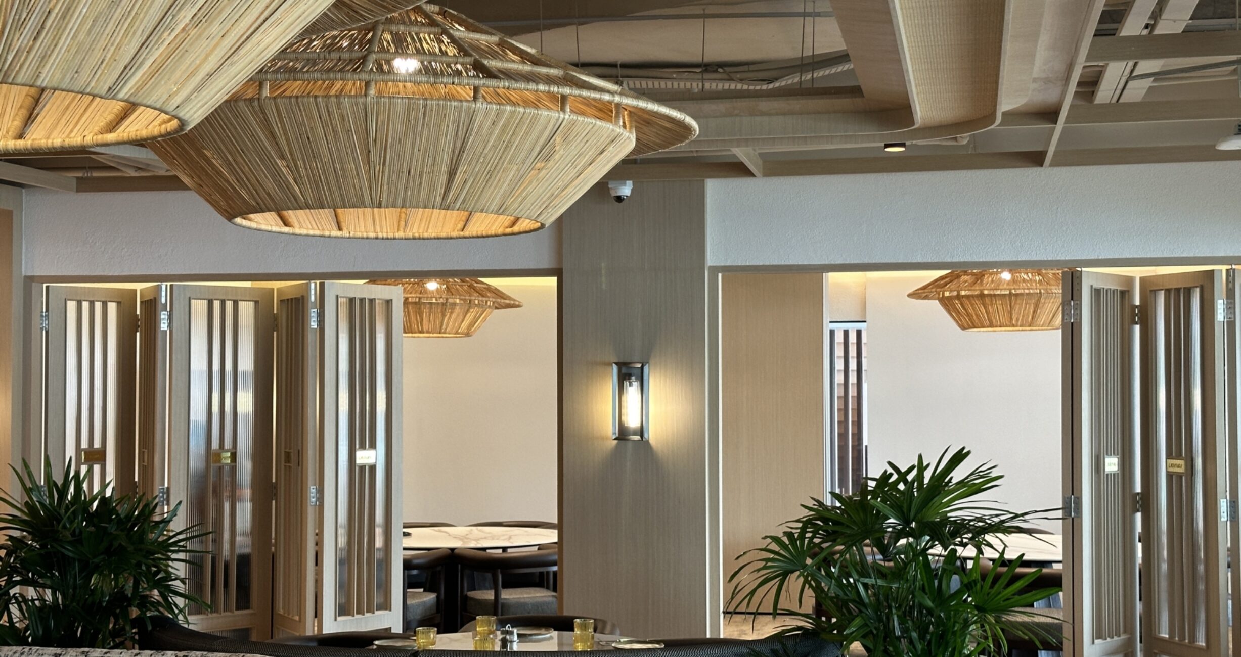 Latitude Interior 01